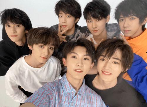 娱乐吃瓜鹅时代少年团,娱乐吃瓜鹅时代的青春偶像传奇